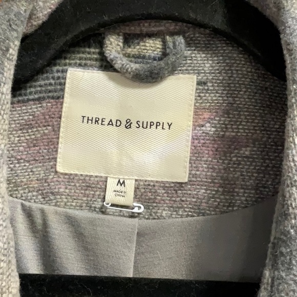 Thread & Supply flannel - Picture 4 of 4
